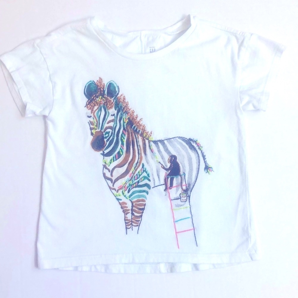 Gap Kids Beige Zebra T-Shirt, Size 4T
